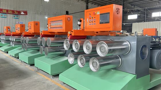 Хорошая цена Машина для изготовления PET ремней мощностью 100-800 кг/ч. Мощность для полипропиленовых ремней шириной 9-32 мм и дополнительных рельефных узоров онлайн